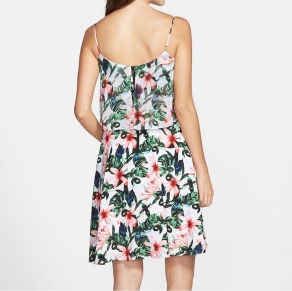 VINCE CAMUTO Jungle Lily Floral Overlay Dress Summer Tropical Size 8 - Picture 3 of 8